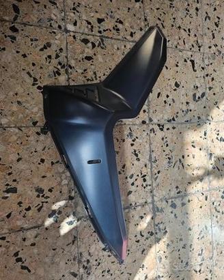 Carena inferiore sx sym joyride 300 blu atlantic
