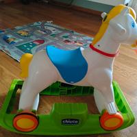 cavallo a dondolo chicco