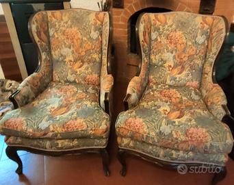 2 poltrone stile Berge're