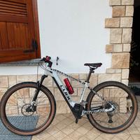 Cube reaction hybrid 625 pro