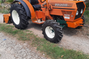 Trattore goldoni 3050