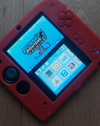 Nintendo 2DS  con caricatore, cover e custodia
