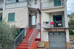 Vendesi villetta a schiera