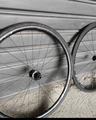 cerchi  dt swiss