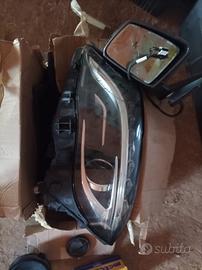 Faro Mercedes gla
