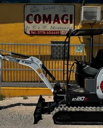 MINIESCAVATORE BOBCAT E20Z CARRO VARIABILE 2020