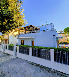 Villa bifamiliare / trifamiliare - Cesanella