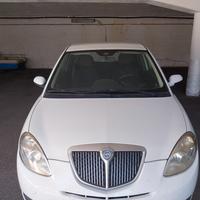 lancia y 1400 gpl oro