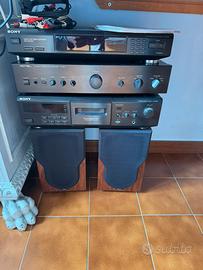 Impianto stereo completo con diffusori in legno