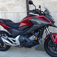 Honda NC 750 DCT NC750x NC 750XDCT