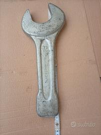 Chiave fissa a battere Usag 249 da 70 mm 