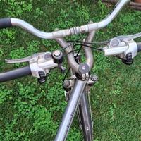 Bici da strada Mercedes Benz, mai usata