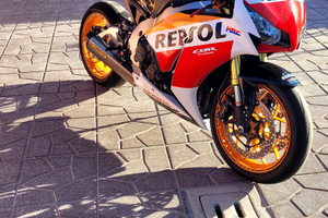 Honda cbr 1000rr repsol