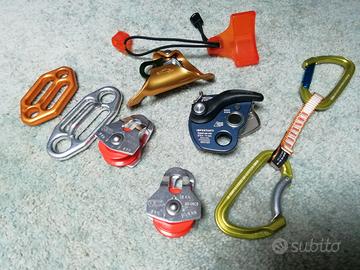 MATERIALE ALPINISMO ARRAMPICATA