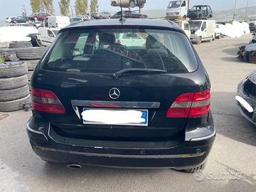 Ricambi Mercedes-Benz B200 CDI 140cv del 2007