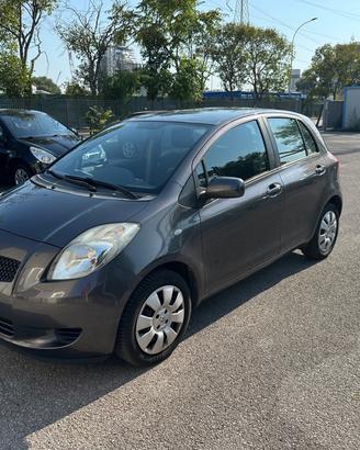 Toyota Yaris 1.0 5p. Now - 97.000km - Neopatentati