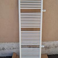 Termosifone scalda salviette 