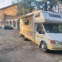 Camper Ford Transit 2500 TD con idroguida