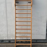 Spalliera svedese per ginnastica