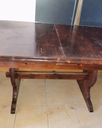 Tavolo da cucina o mansarda 