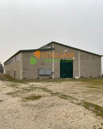 Locale commerciale, S.P. 13 - Petrella Tifernina