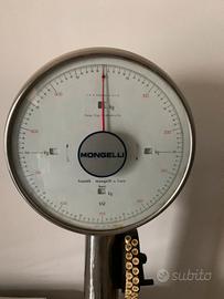 Bilancia Mongelli+ tagliaformaggio a filo manuale