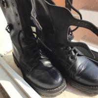 Anfibi militari in dotazione CROCE ROSSA ITALIANA