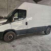 IVECO DAILY 35-140 km 167.000