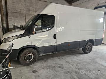 IVECO DAILY 35-140 km 167.000
