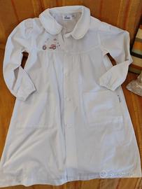 Grembiule Siggi con ricamo scuola bimba 8/9 anni 