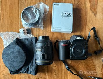 Fotocamera Nikon D750 obiettivo 24-120