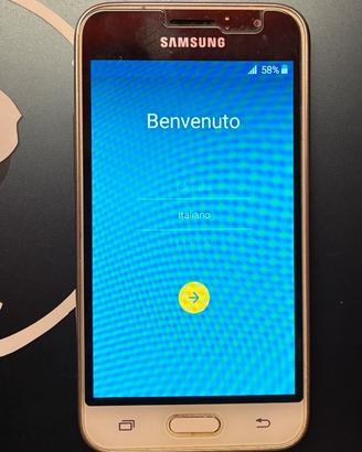 smartphone Samsung J1