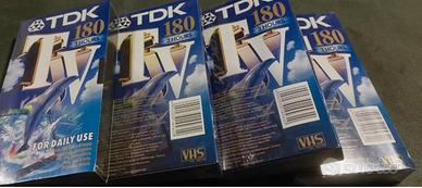 4 VIDEOCASSETTE VHS TDK 180- Nuove - Sigillate