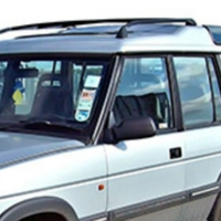 Land Rover Discovery TDI 300 barre portatutto