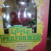 bambola little performer