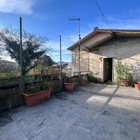 CASA SEMINDIPENDENTE A SARZANA