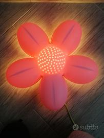 Lampada a fiore per cameretta 