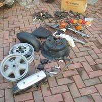 Majesty 125 98-05 : cerchio forcella km centralina