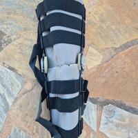 Ginocchiera Donjoy Irom ortopedica post-operatoria