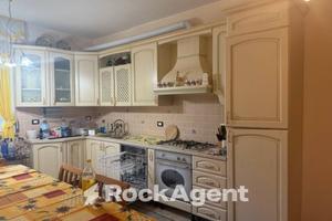 CADELBOSCO DI SOPRA (RE)- CASA INDIPENDENTE CON GI