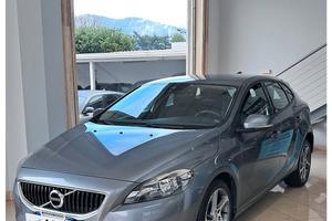 Volvo V40 T2 Business