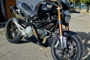 Ducati monster 1100