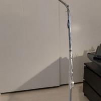 lampada piantana in metallo, bianca, luce LED