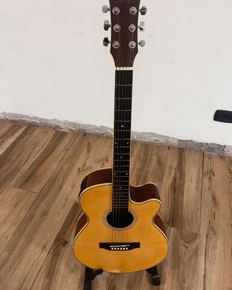 Chitarra classica amplificata M guitar
