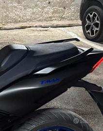 Maniglie passegero tmax 560