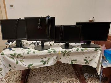 Lotto di monitor perfettamente funzionanti