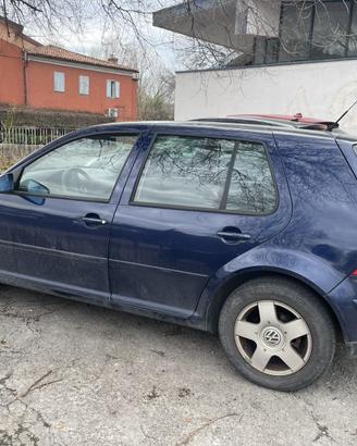 GOLF 1600 BENZINA