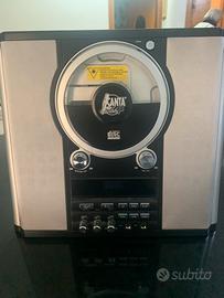 Cantatu Karaoke con un microfono