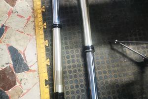 forcelle kayaba SSS 48