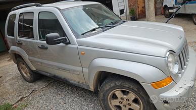 jeep Cherokee 2.8 crd 2005 automatico